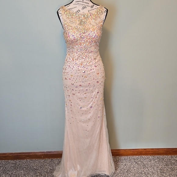 Dave & Johnny Dresses & Skirts - Beaded Prom Dress